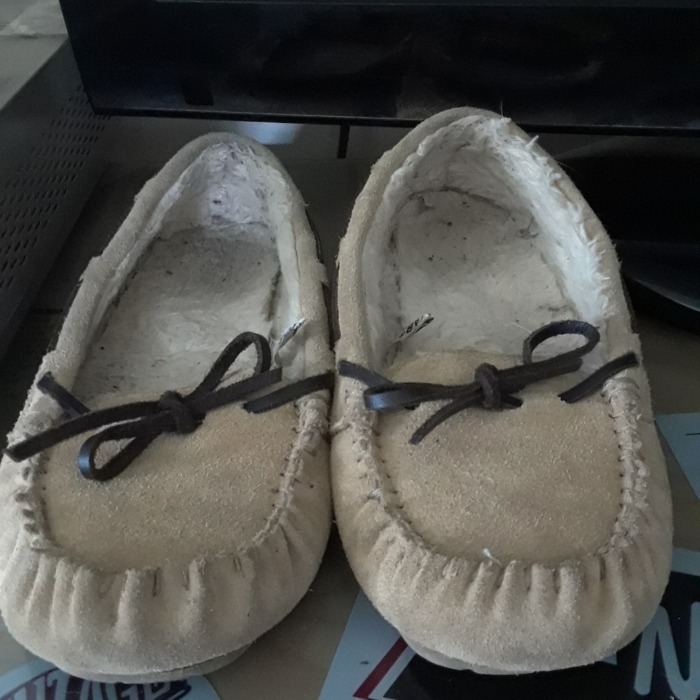 Airwalk girls moccasins